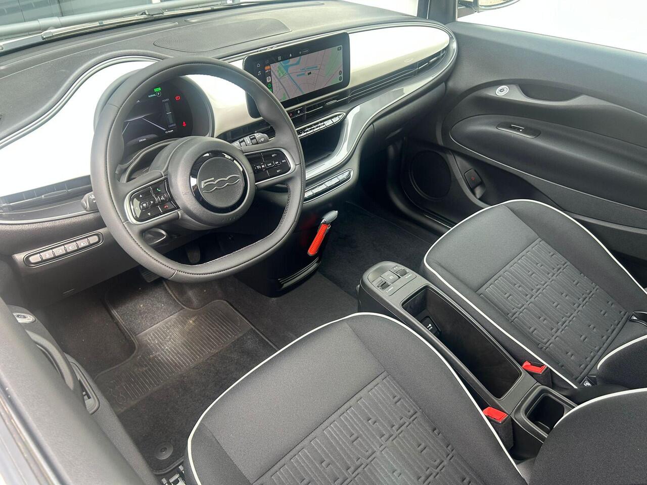 Fiat E-500 Urban 42 kWh | Apple Carplay | LM velgen | Prijs is rijklaar