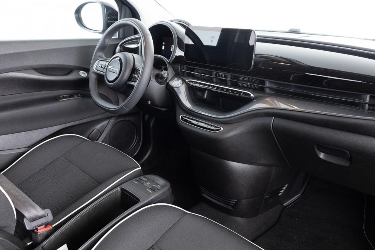 Fiat E-500 42 kWh Urban *SOH 95%* CARPLAY | ECC | KEYLESS