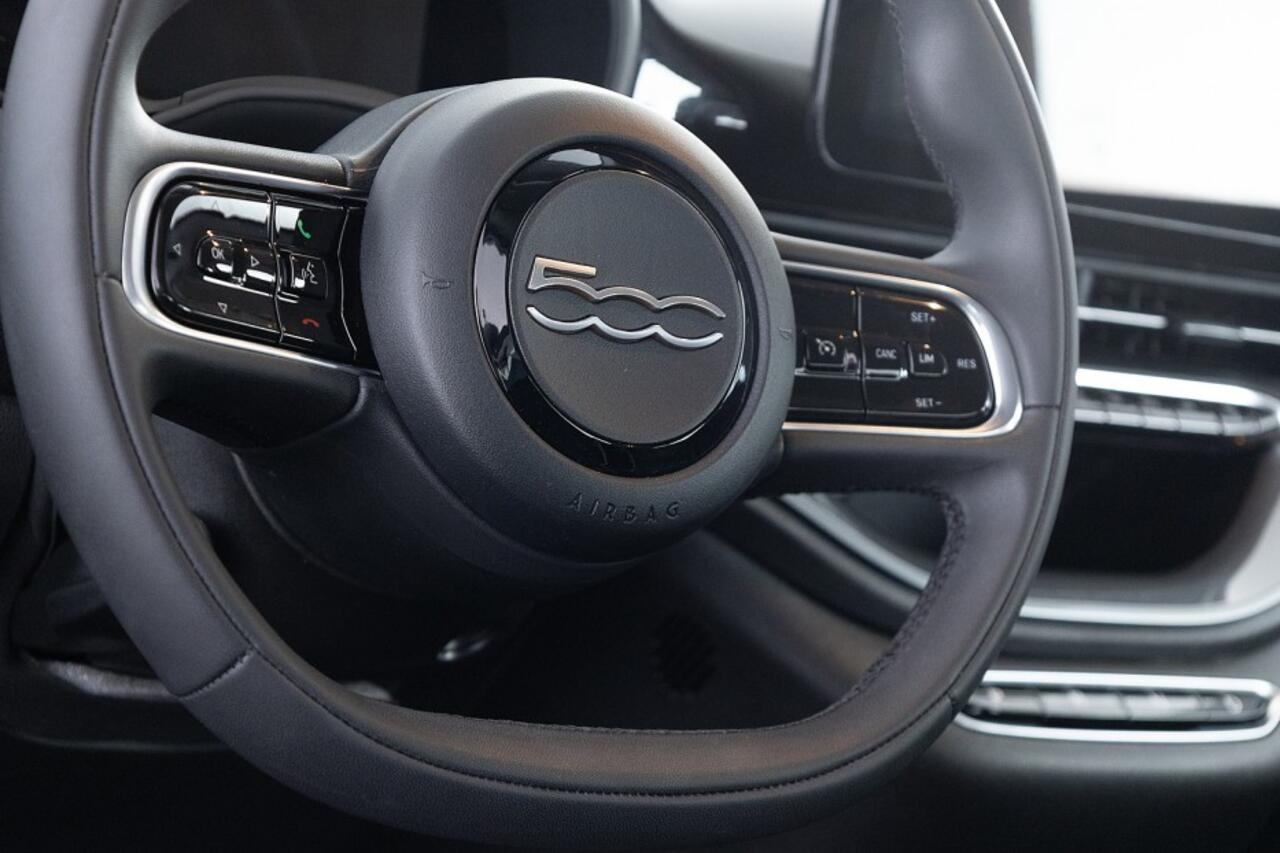 Fiat E-500 42 kWh Urban *SOH 95%* CARPLAY | ECC | KEYLESS