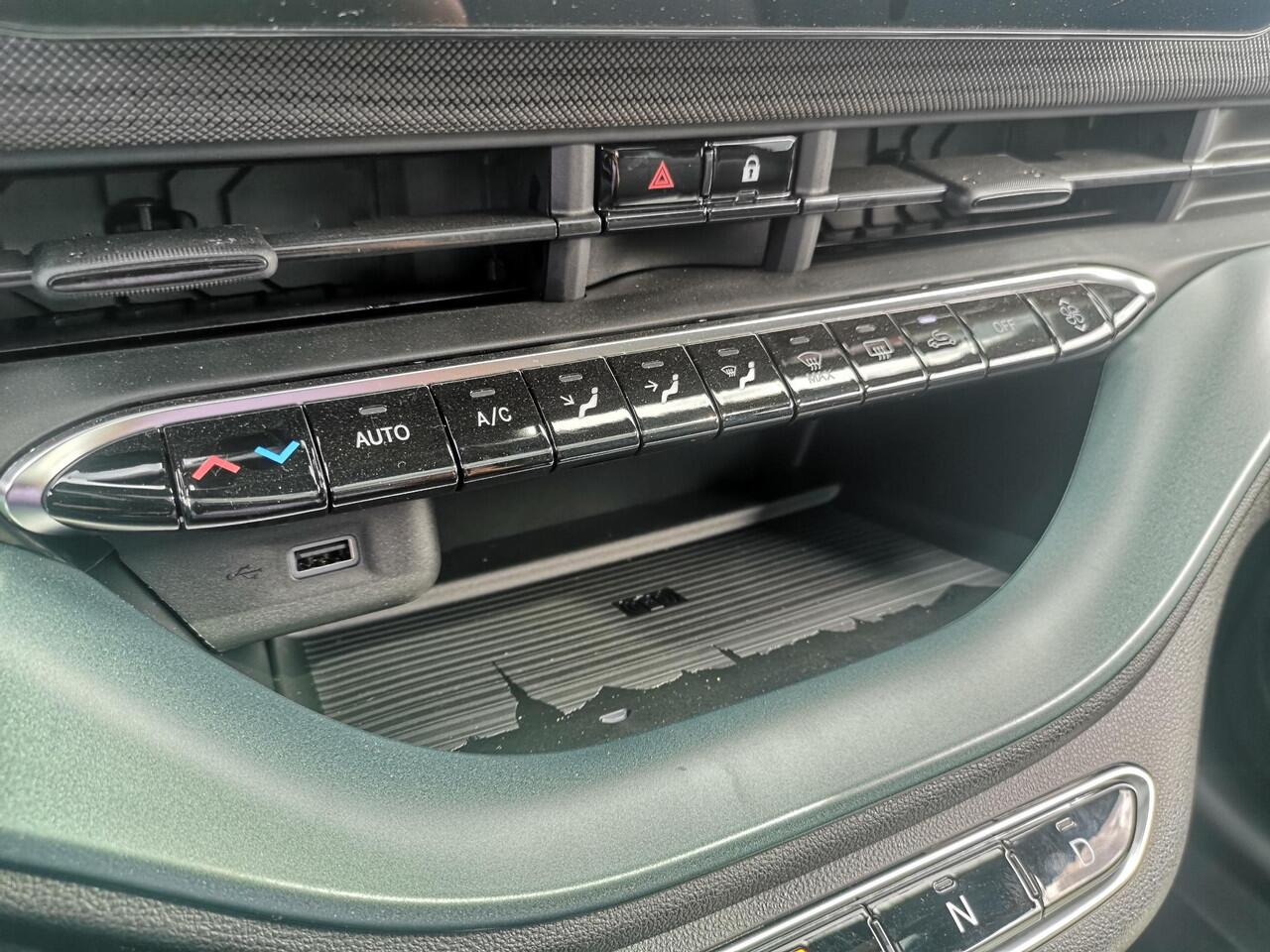 Fiat E-500 Giorgio Armani Edition 42 kWh | Full option | Camera | Carplay | Adaptive cruise | Stoelverwarming | LED koplampen