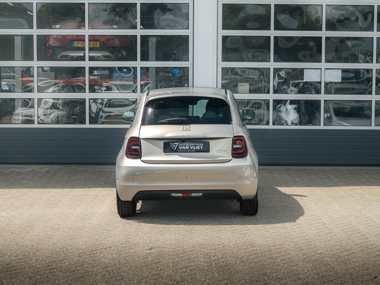 Fiat E-500 Giorgio Armani Edition 42 kWh | 17% Bijtelling | Zeer Exclusief | Beperkte Oplage !