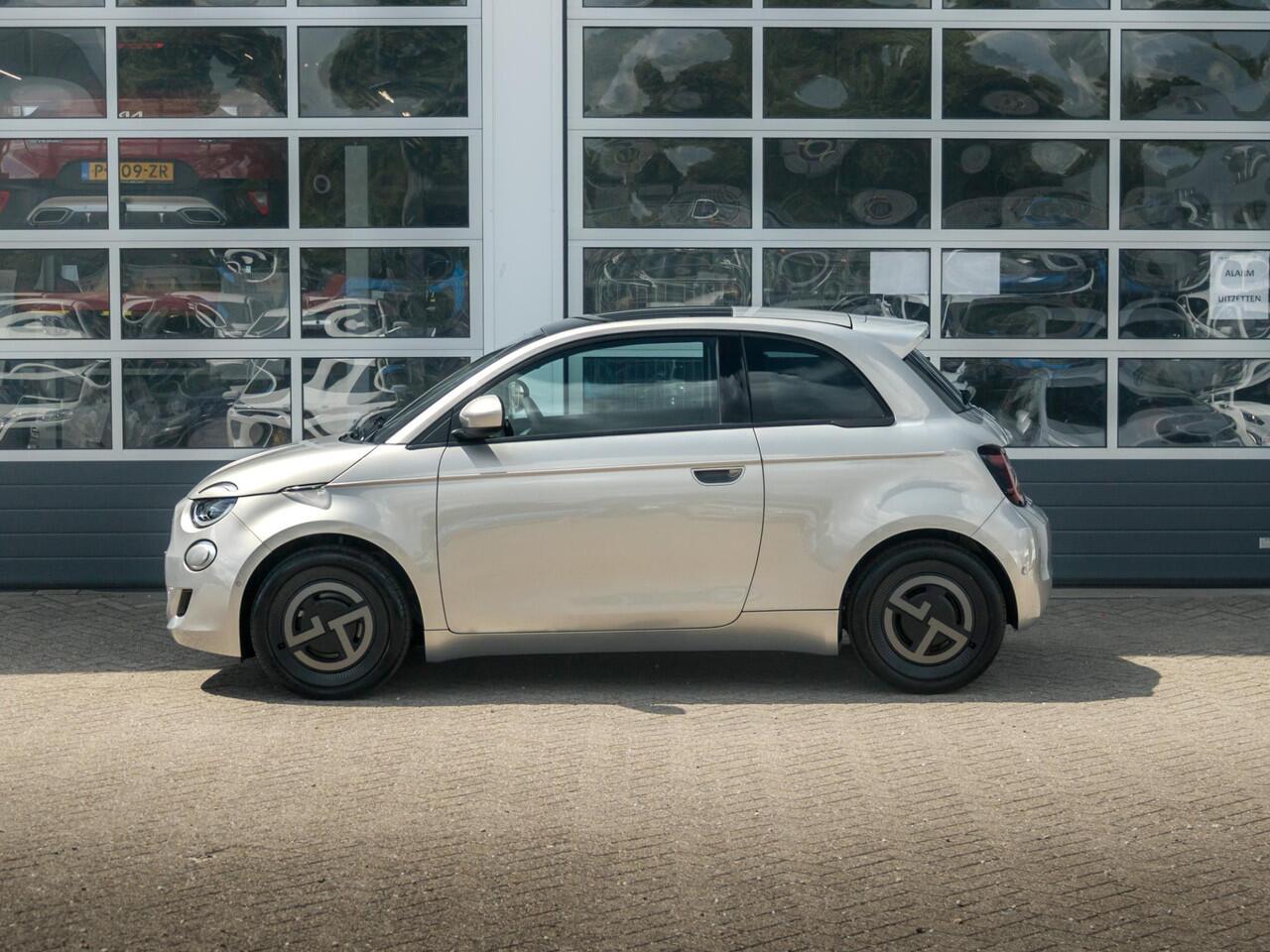 Fiat E-500 Giorgio Armani Edition 42 kWh | 17% Bijtelling | Zeer Exclusief | Beperkte Oplage !