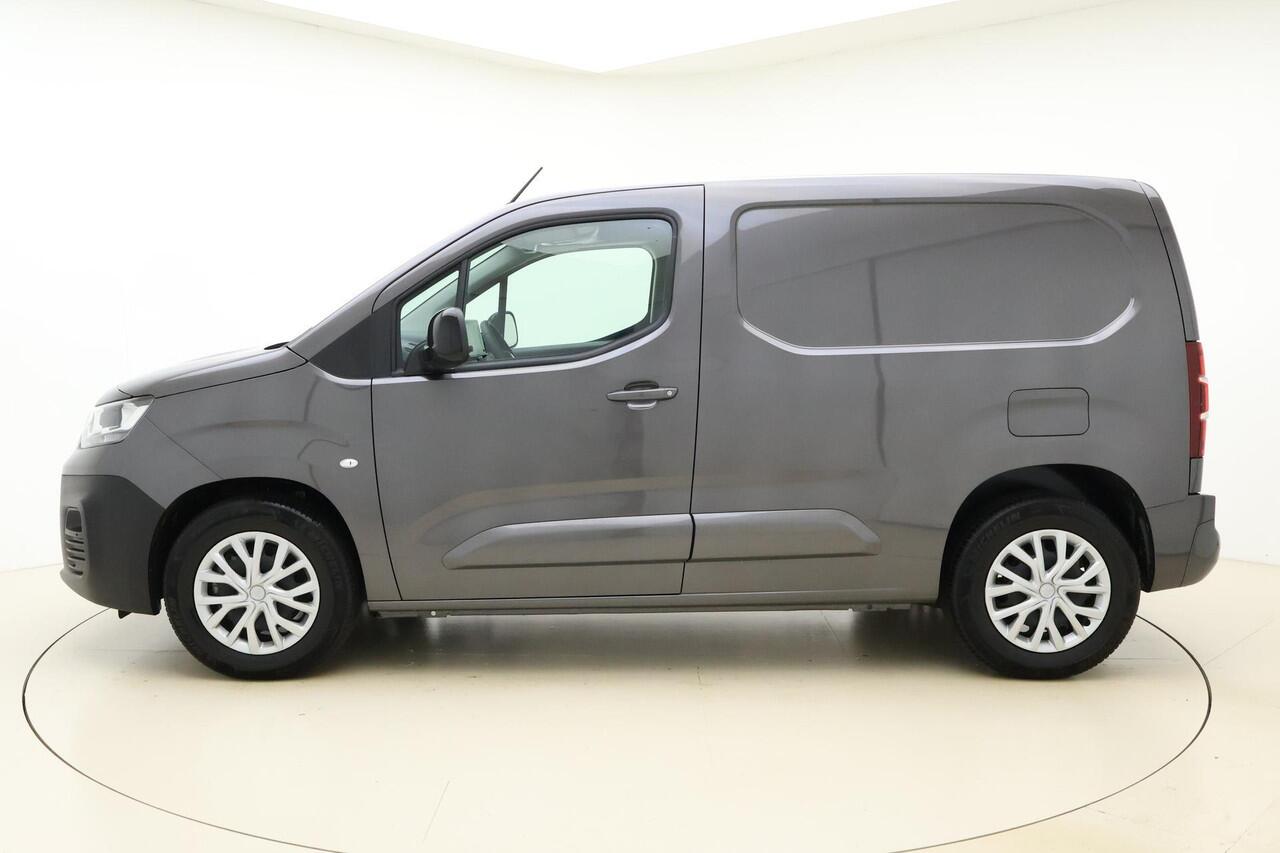 Fiat E-Doblo 136 L1 50 kWh | NIEUW | Navigatie | Climate control | Cruise control | DAB+ | Laadruimte betimmering | Metallic lak | Parkeersensoren | Zijschuifdeur