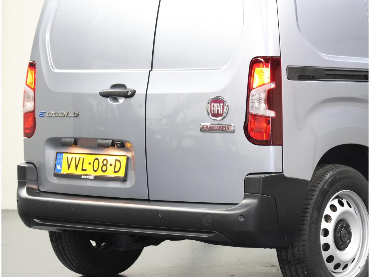 Fiat E-Doblo 136PK 50kWh L1H1 | 1ste eigenaar | Navigatie | AppleCarPlay/AndroidAuto | Houtenlaadvloer | Cruise Control | Climate Control | Navigatie | Parkeersensoren | DAB Radio | Armsteun | Parkeersensoren |