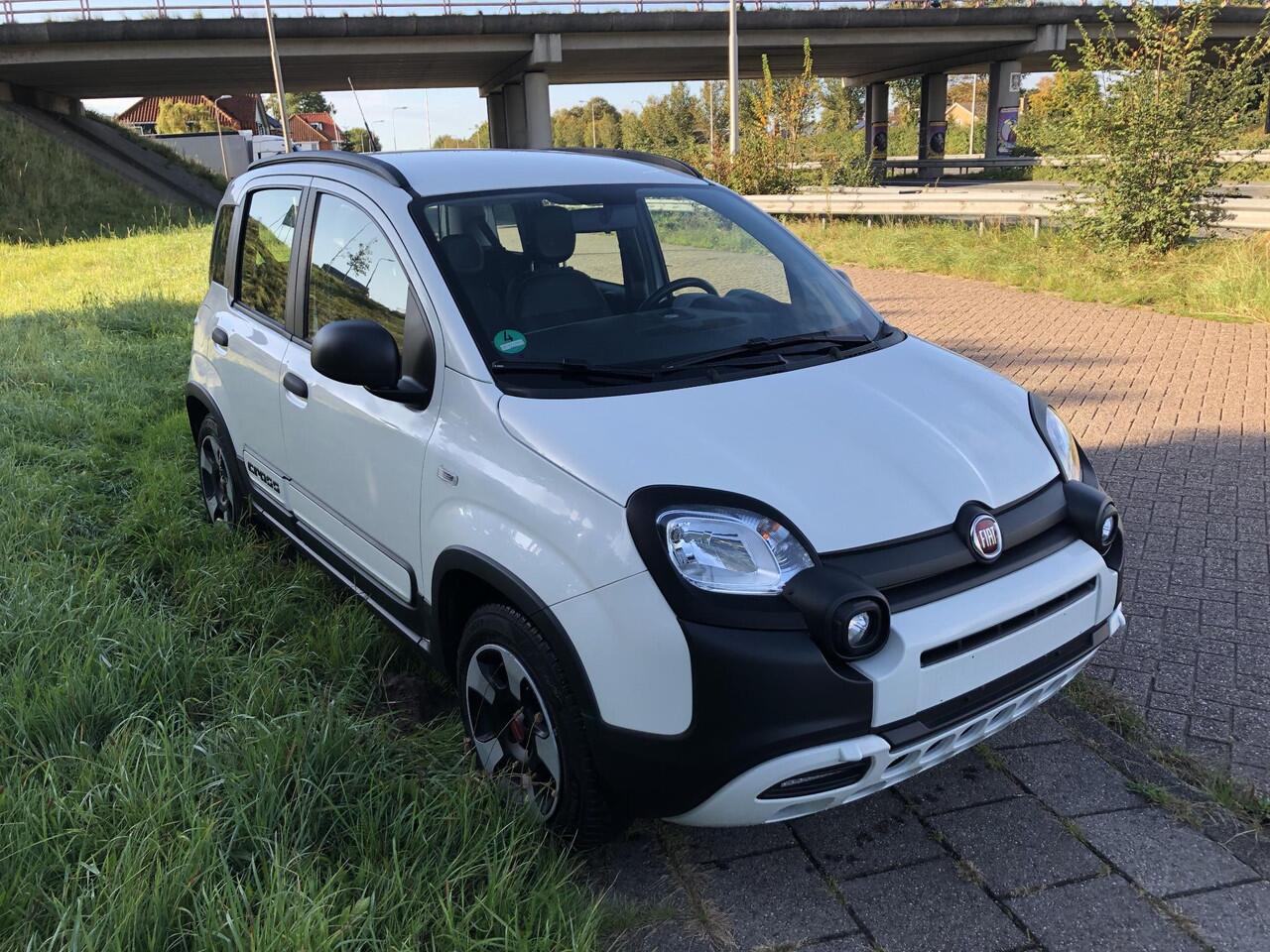 Fiat PANDA 1.2 City Cross CLIMATE|BLUETOOTH|PDC|5-PERSOONS