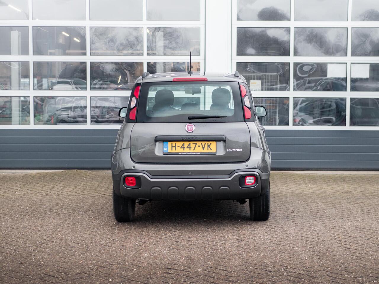 Fiat PANDA 1.0 Hybrid Cross Launch Edition | Climate Control | Parkeersensoren |