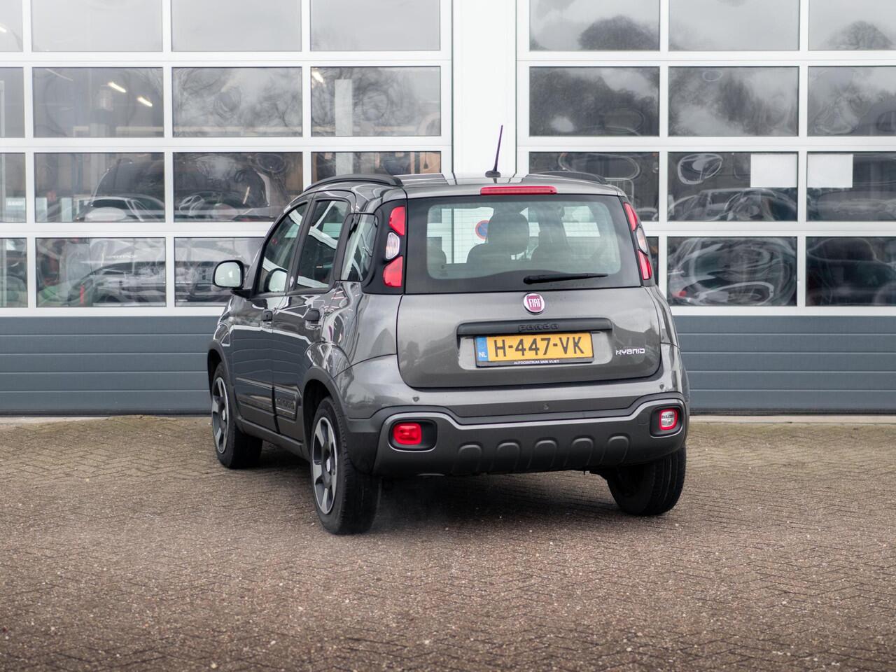 Fiat PANDA 1.0 Hybrid Cross Launch Edition | Climate Control | Parkeersensoren |