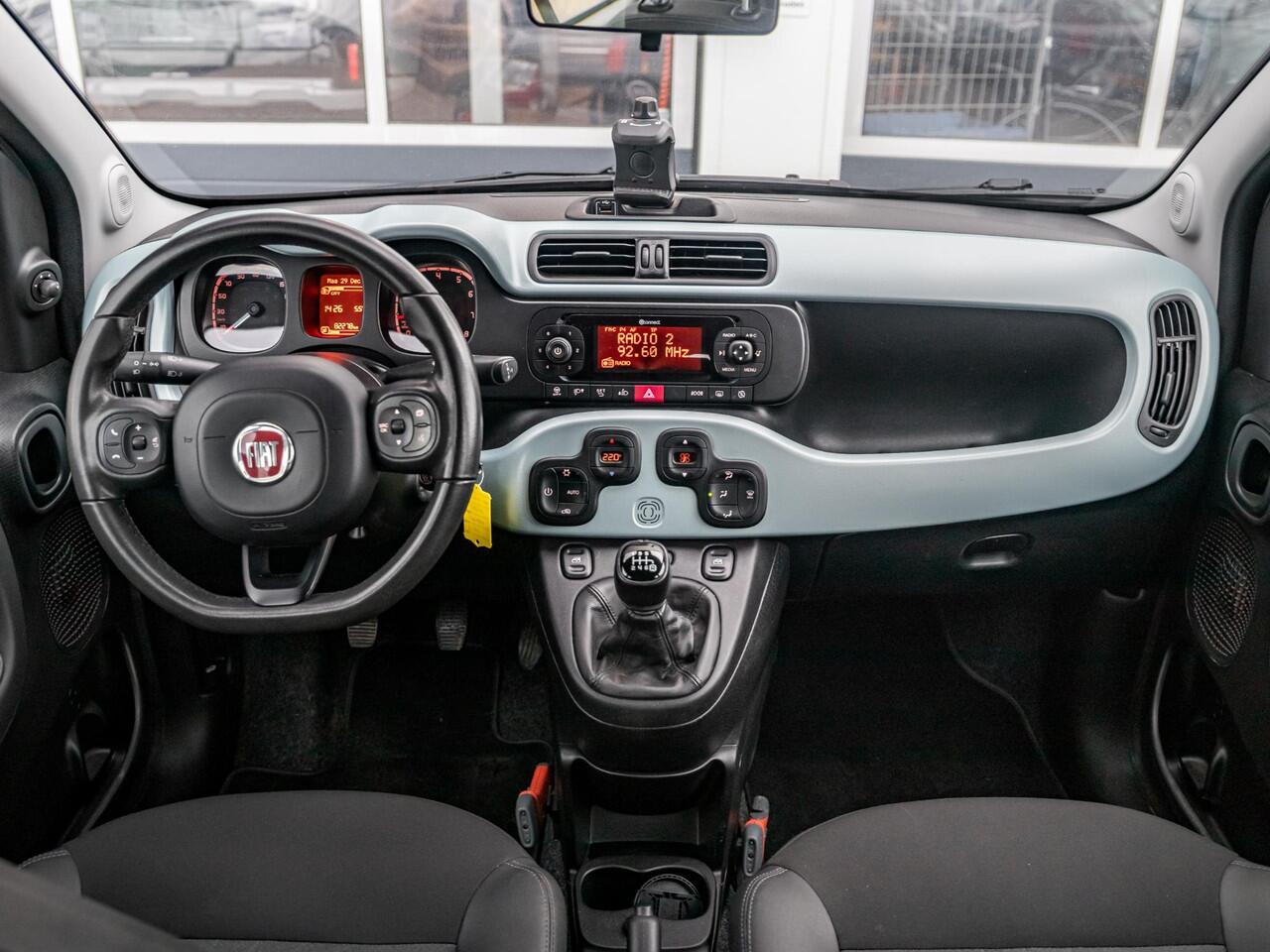 Fiat PANDA 1.0 Hybrid Cross Launch Edition | Climate Control | Parkeersensoren |