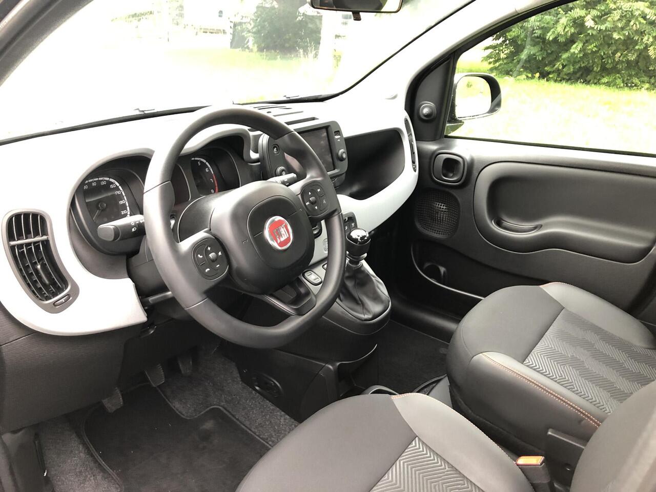 Fiat PANDA 1.0 Hybrid Cross Garmin CLIMATE|APPLE/ANDROID|DAB|5-PERSOONS