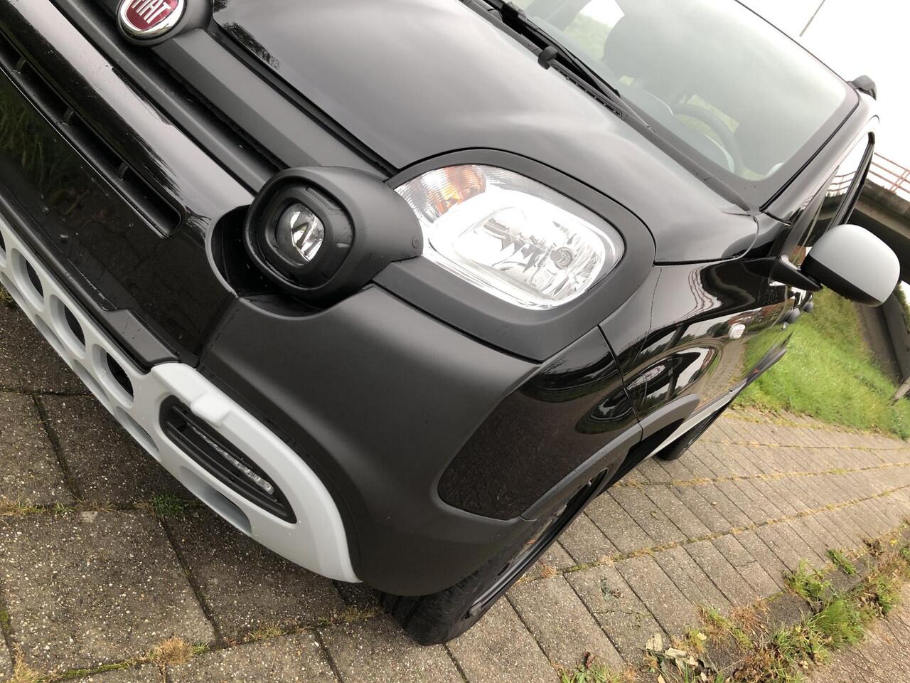 Fiat PANDA 1.0 Hybrid Cross Garmin CLIMATE|APPLE/ANDROID|DAB|5-PERSOONS