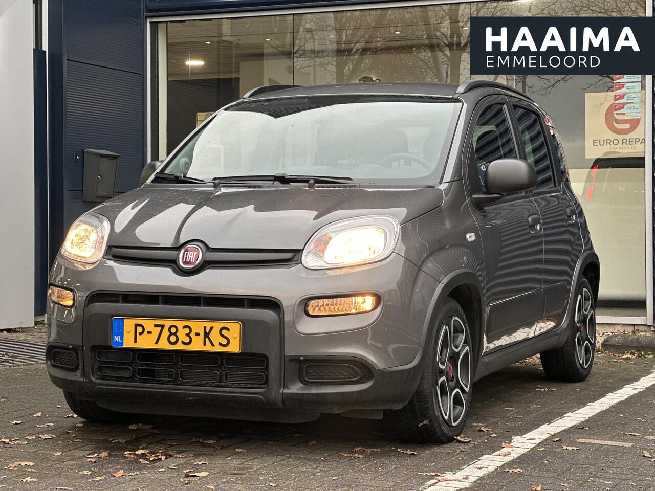 Fiat PANDA 1.0 Hybrid City Life | Navigatie via Carplay | 5 Zitplaatsen | Airco | Dakrails | Hoge instap | City functie | Metaallak | Electrische ramen |