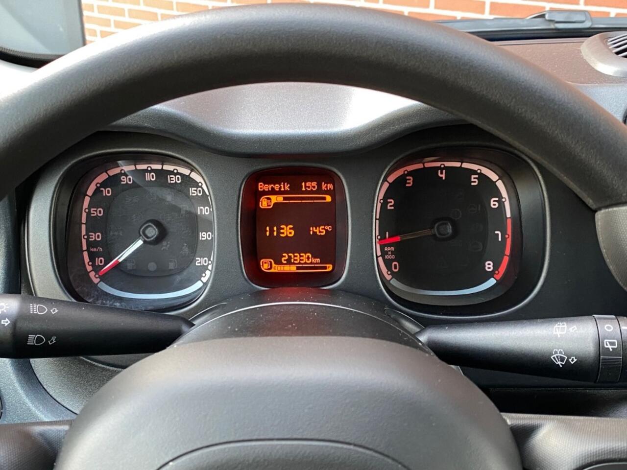 Fiat PANDA 1.0 HYBRID CROSS AIRCO CARPLAY PARKEERSENSOREN PRIVACY GLASS