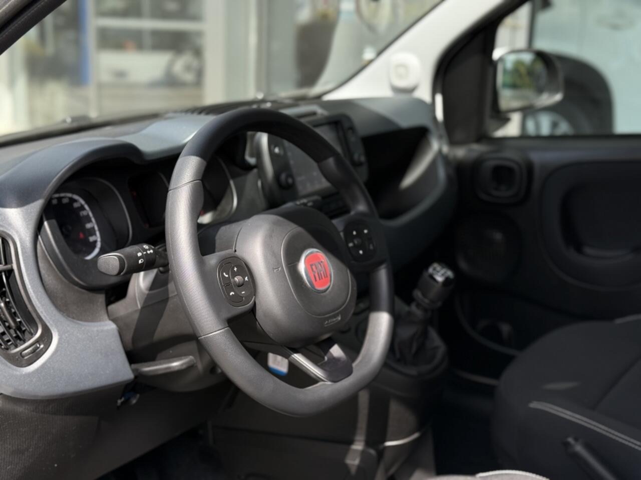Fiat PANDA 1.0 Hybrid Cross | Apple carplay | auto airco |