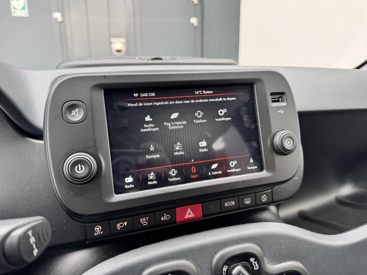 Fiat PANDA 1.0 Hybrid Cross | Climate control | Apple Carplay | Prijs is rijklaar
