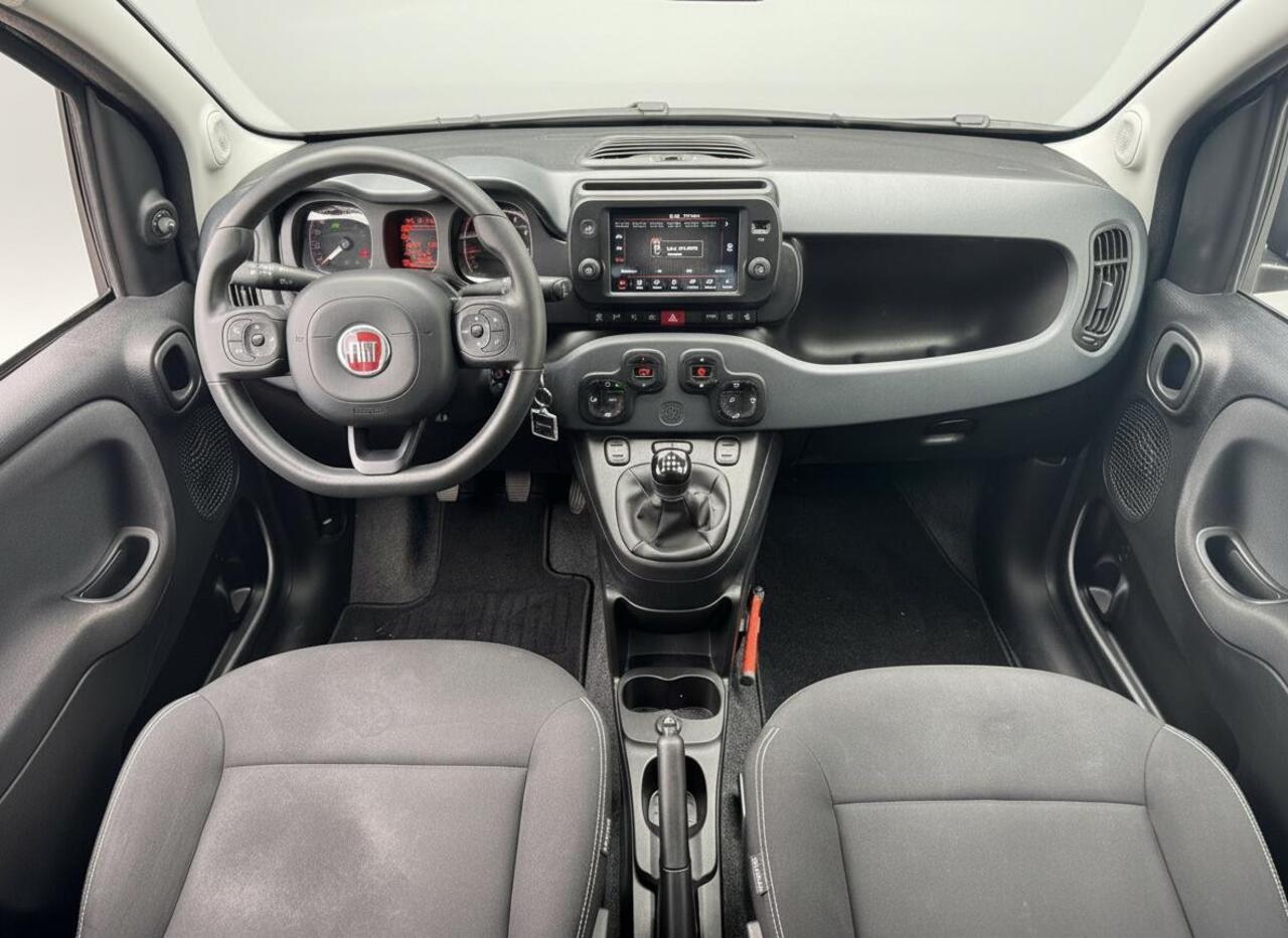 Fiat PANDA 1.0 Hybrid RED Cross | Apple carplay | Climate control | Prijs is rijklaar!