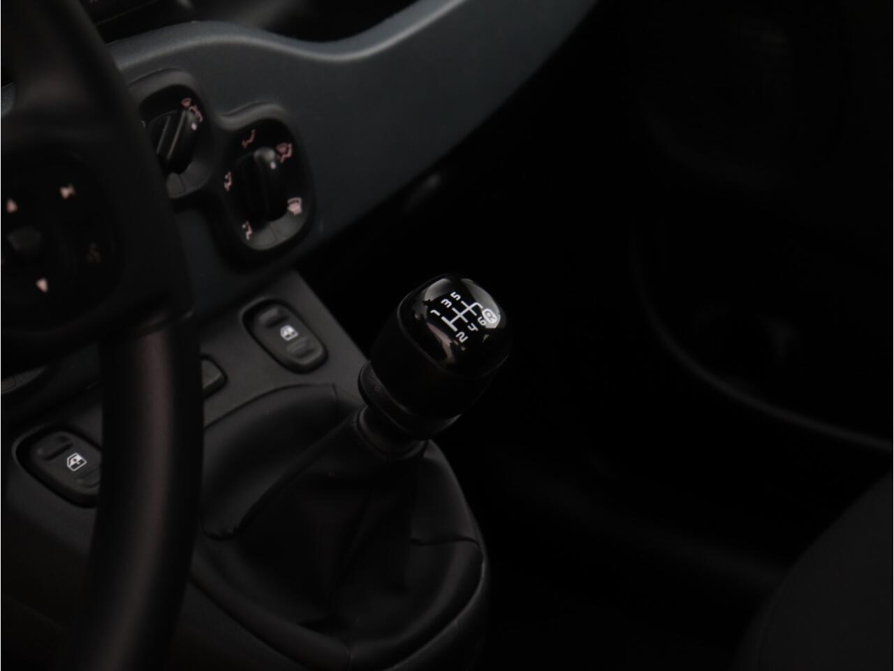 Fiat PANDA 1.0 Hybrid 70 PK Cross | Carplay | Cruise | PDC