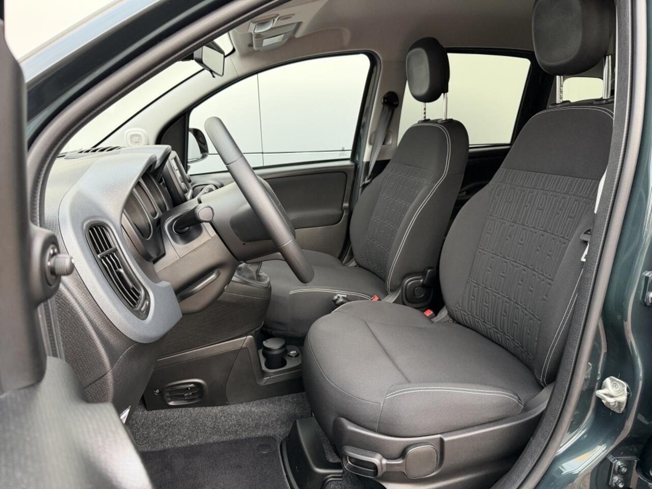 Fiat PANDA 1.0 Hybrid 70 PK Cross | Carplay | Cruise | PDC