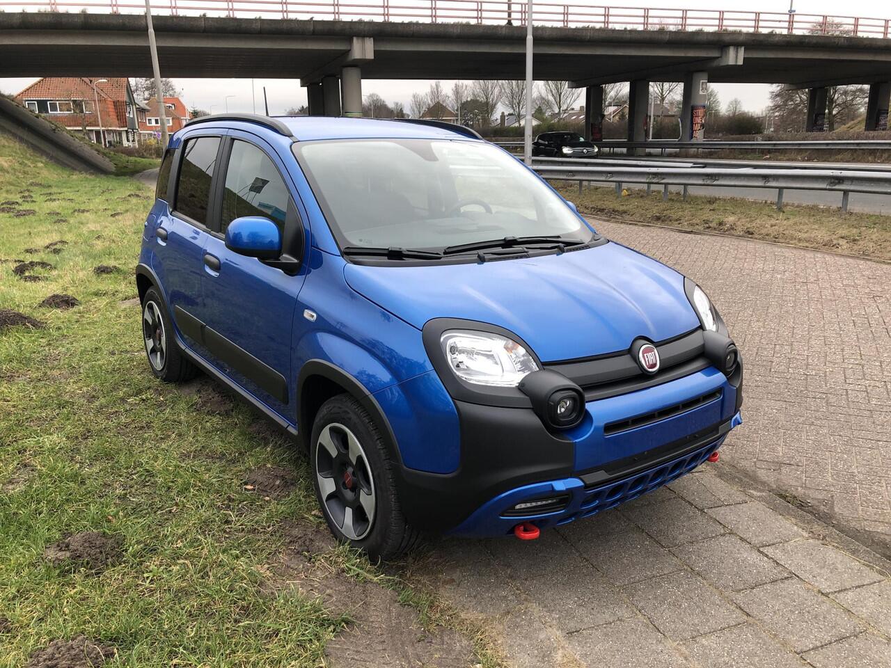 Fiat PANDA 1.0 Hybrid Cross AIRCO|APPLE/ANDROID|BLUETOOTH|PDC