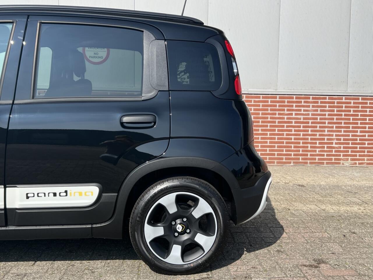 Fiat PANDA 1.0 Hybrid Pandina | Cruise Control | Carplay | Airco