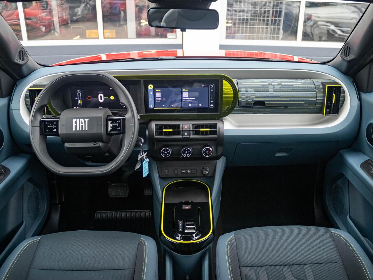 Fiat PANDA Grande Red 11 kW 44 kWh | Private Lease actie ¤ 319,-* | Uit voorraad leverbaar | Airco | Cruise | Apple Carplay | 16" | PDC | Private Lease ¤ 365,-*