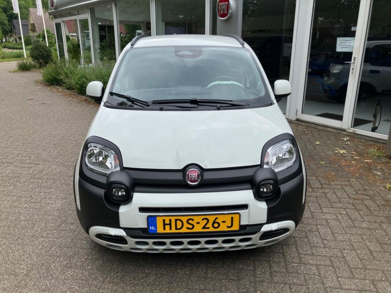 Fiat PANDA Pandina 1.0 Hybrid
