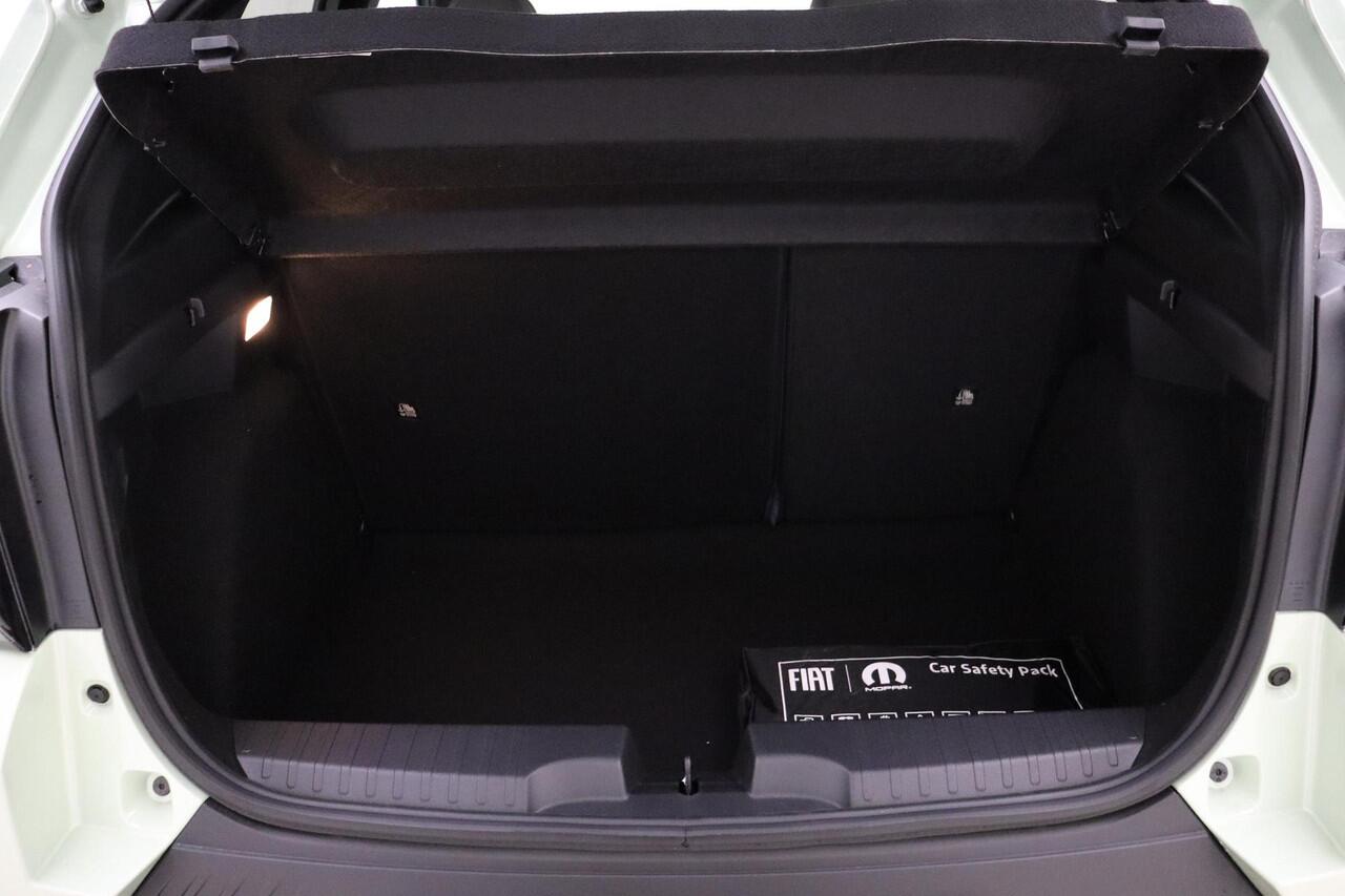 Fiat PANDA Grande 1.2 Hybrid La Prima | Automaat | NIEUW MODEL | Navigatie | Stoel & Stuurverwarming | Climate Control | Camera | Hoge instap | Dakrails | 17'' LM Velgen