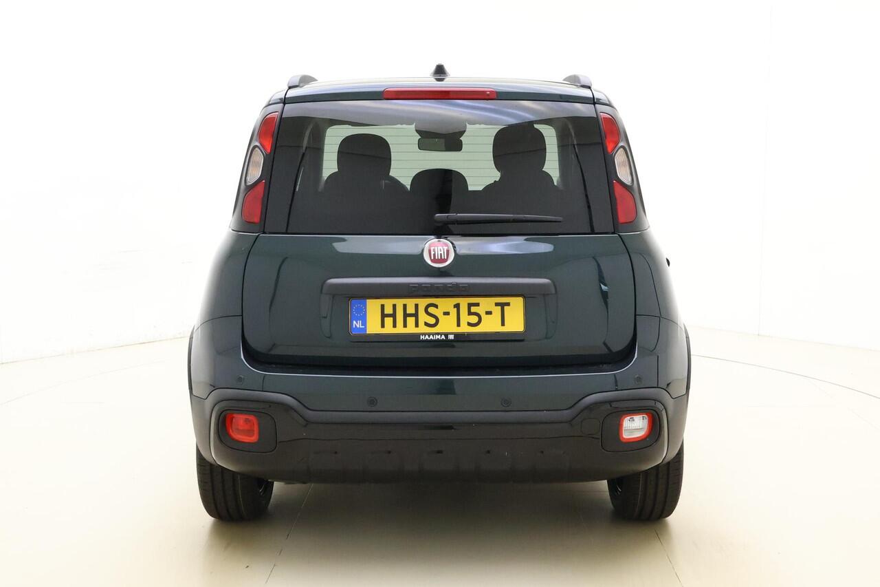 Fiat PANDA 1.0 Hybrid Pandina | NIEUW | Navigatie via Carplay | Airco | Bluetooth | Cruise control | Hoge instap | Lichtmetalen velgen | Extra getint glas | Dakrails