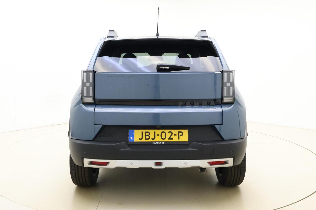 Fiat PANDA Grande 1.2 Hybrid La Prima | Navigatie | Climate control | Camera | Dakrails | Lichtmetalen velgen | Stoel & Stuurverwarming | Extra getint glas | Nieuw model | Hoge instap