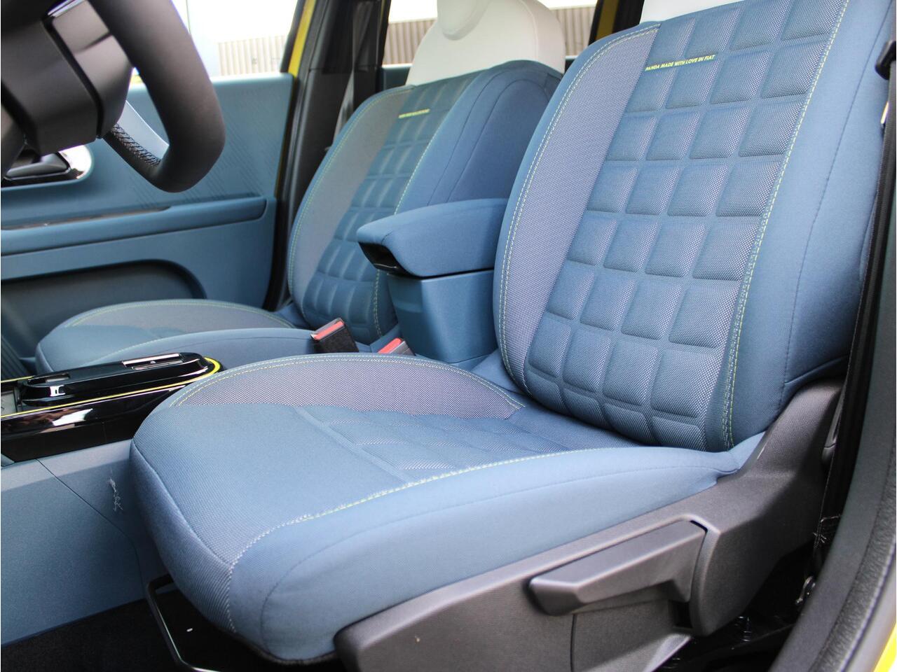 Fiat PANDA Grande La Prima 11 kW 44 kWh VOORRAAD KORTING