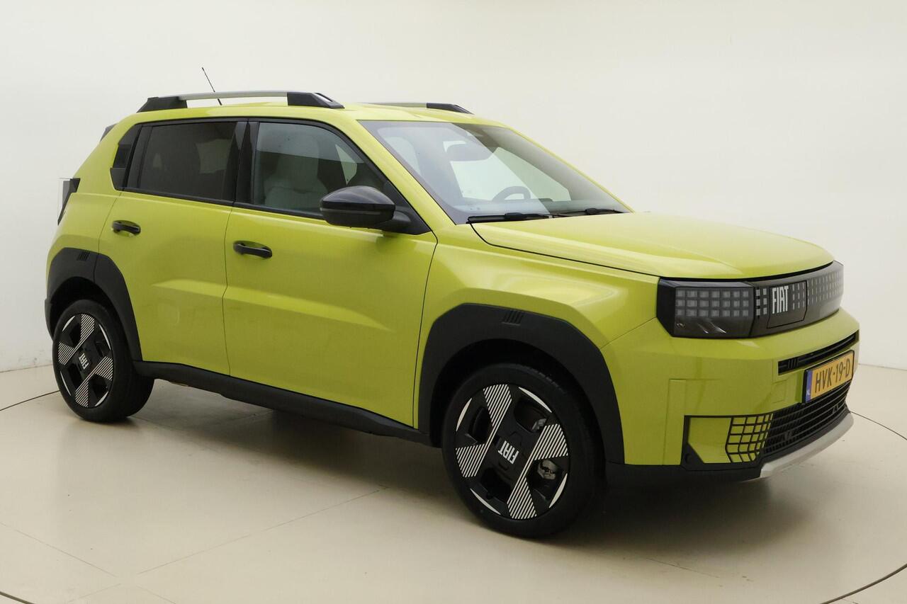 Fiat PANDA Grande La Prima 7.4 kW 44 kWh | ¤1.500,- demo voordeel! | Navigatie | Climate control | Camera | Stoel & Stuurverwarming | Dakrails | Lichtmetalen velgen | Extra getint glas