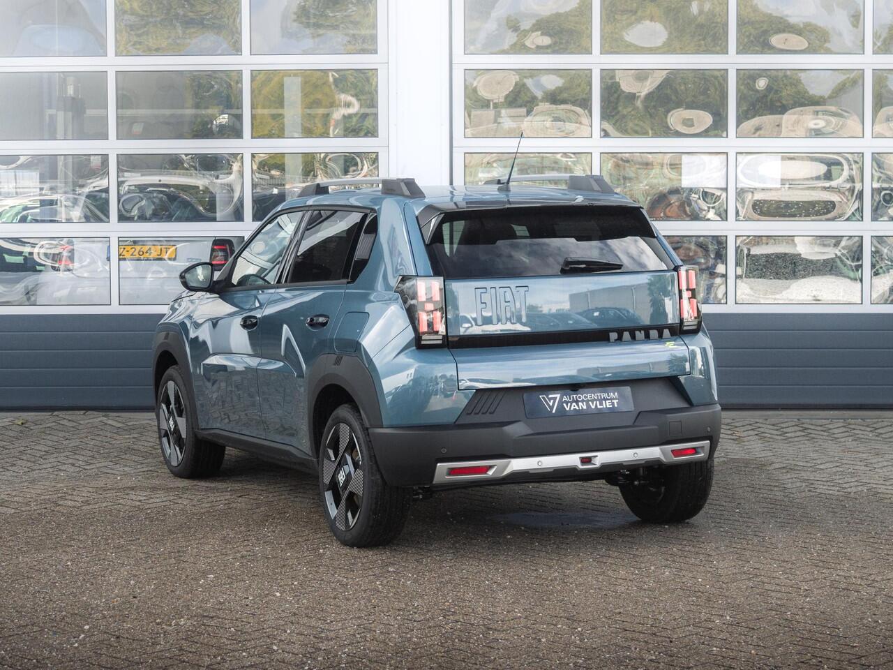 Fiat PANDA Grande La Prima 7,4 kW 44 kWh | Uit voorraad leverbaar | Clima | Cruise | Camera | Apple Carplay | 17" | Navi | Winter Pack