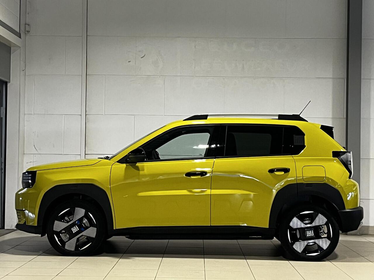 Fiat PANDA Grande La Prima EV 44kWh 113pk | VERW. VOORRUIT | VERW. VOORSTOELEN | STUURVERW. | NAVI | CAMERA