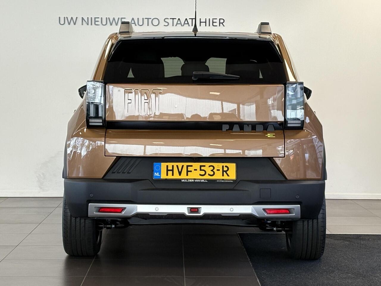 Fiat PANDA Grande La Prima EV 44kWh 113pk | VERW. VOORRUIT | VERW. VOORSTOELEN | STUURVERW. | NAVI | CAMERA |