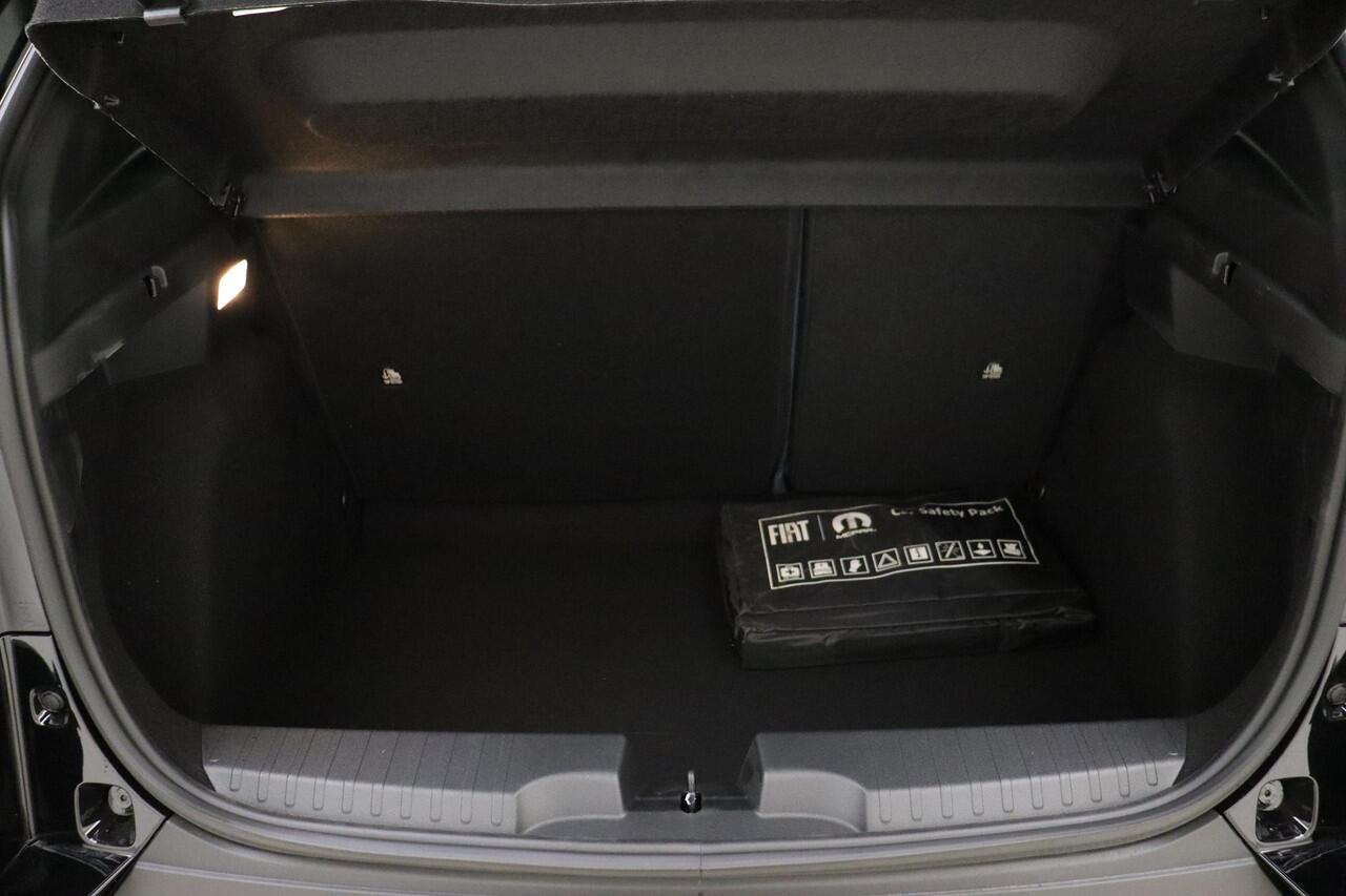 Fiat PANDA Grande 1.2 Hybrid La Prima | Demo | Automaat | NIEUW MODEL | Navigatie | Stoel & Stuurverwarming | Climate control | Camera | Hoge instap | Dakrails | Lichtmetalen velgen