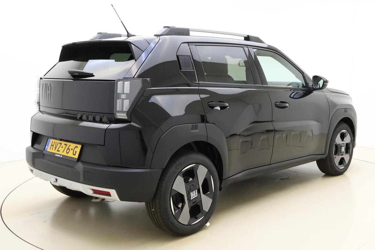 Fiat PANDA Grande 1.2 Hybrid La Prima | Demo | Automaat | NIEUW MODEL | Navigatie | Climate control | Camera | Hoge instap | Dakrails | Lichtmetalen velgen