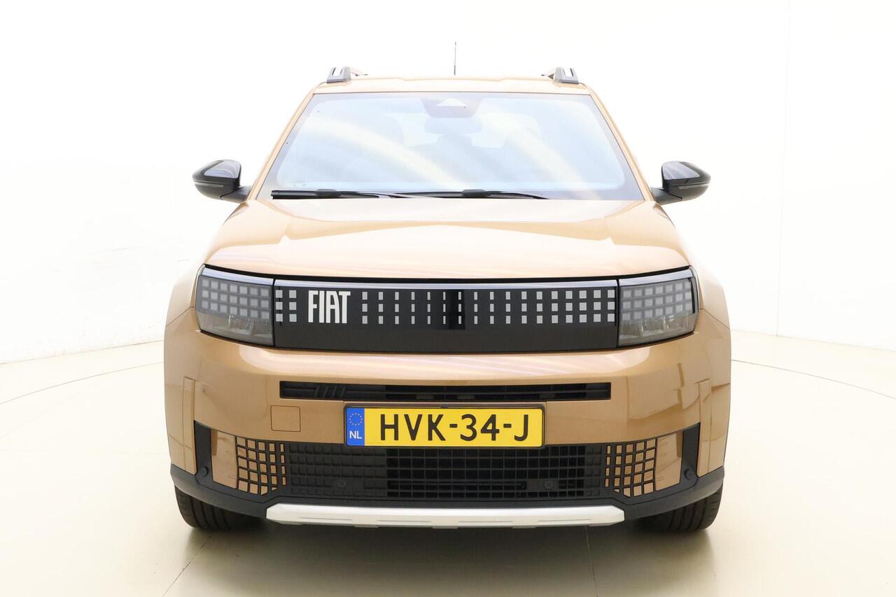 Fiat PANDA Grande La Prima 11 kW 44 kWh | Nvigatie | Climate control | Camera | Stoel & Stuurverwarming | NIEUW MODEL | DEMO | Dakrails | Hoge instap