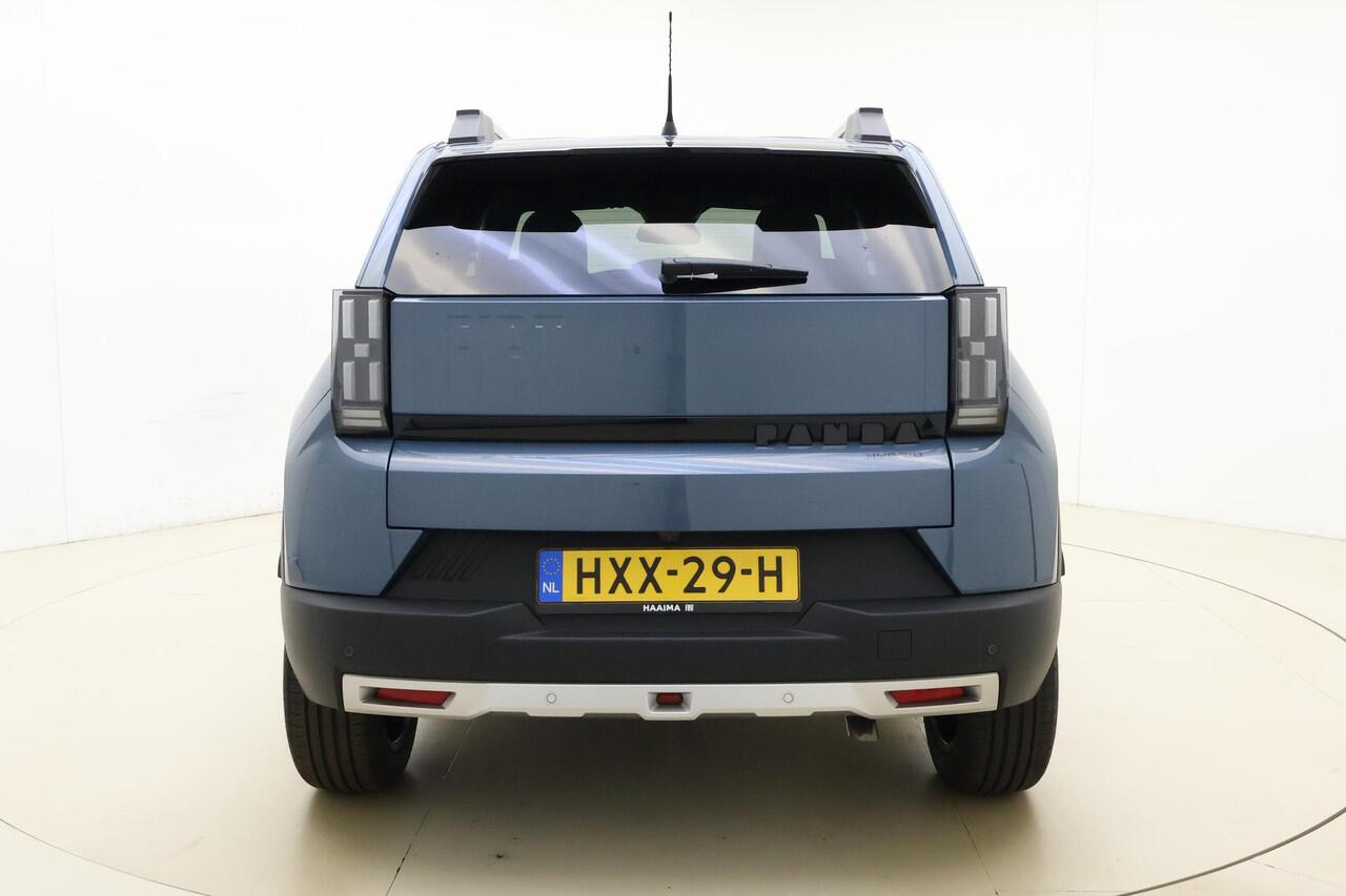 Fiat PANDA Grande 1.2 Hybrid La Prima Automaat | DEMO | NIEUW MODEL | Navigatie | Stoel & Stuurverwarming | Climate control | Camera | Hoge instap | Dakrails | Lichtmetalen velgen