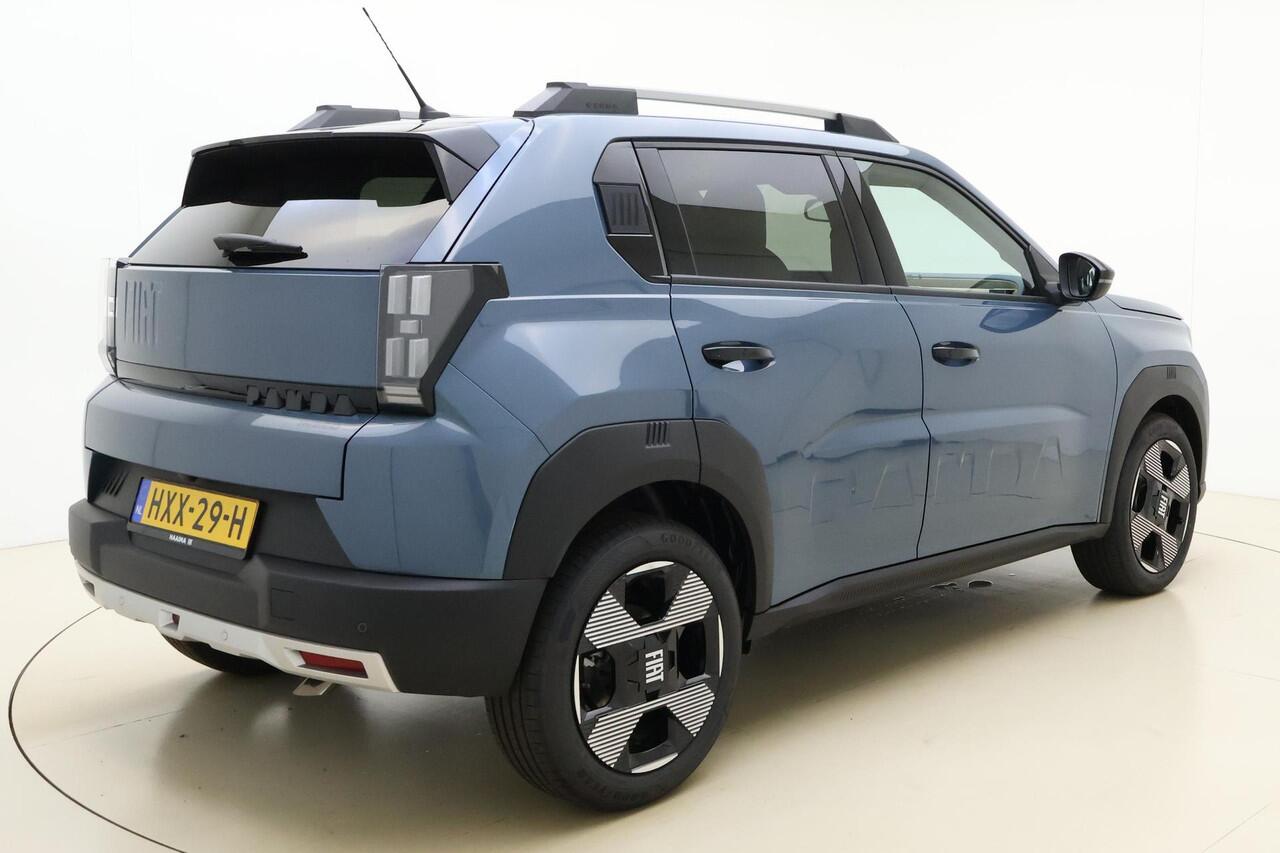 Fiat PANDA Grande 1.2 Hybrid La Prima Automaat | DEMO | NIEUW MODEL | Navigatie | Stoel & Stuurverwarming | Climate control | Camera | Hoge instap | Dakrails | Lichtmetalen velgen