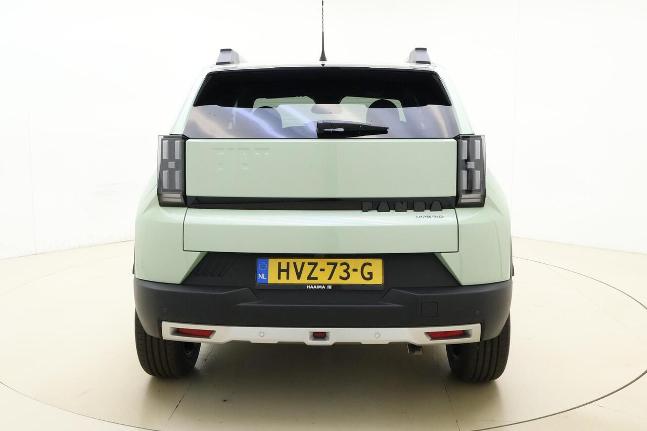 Fiat PANDA Grande 1.2 Hybrid La Prima | Navigatie | Climate control | Camera | Dakrails | Lichtmetalen velgen | Extra getint glas | Nieuw model | Hoge instap