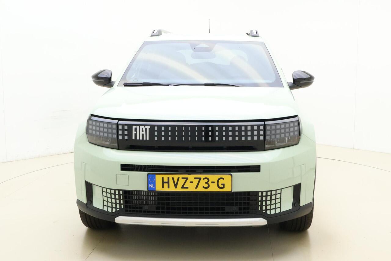 Fiat PANDA Grande 1.2 Hybrid La Prima | Navigatie | Climate control | Camera | Dakrails | Lichtmetalen velgen | Extra getint glas | Nieuw model | Hoge instap