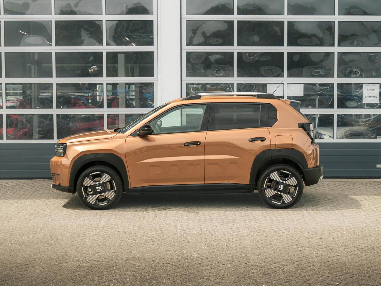 Fiat PANDA Grande La Prima 7,4 kW 44 kWh | Uit voorraad leverbaar | Clima | Cruise | Camera | Apple Carplay | 17" | Navi