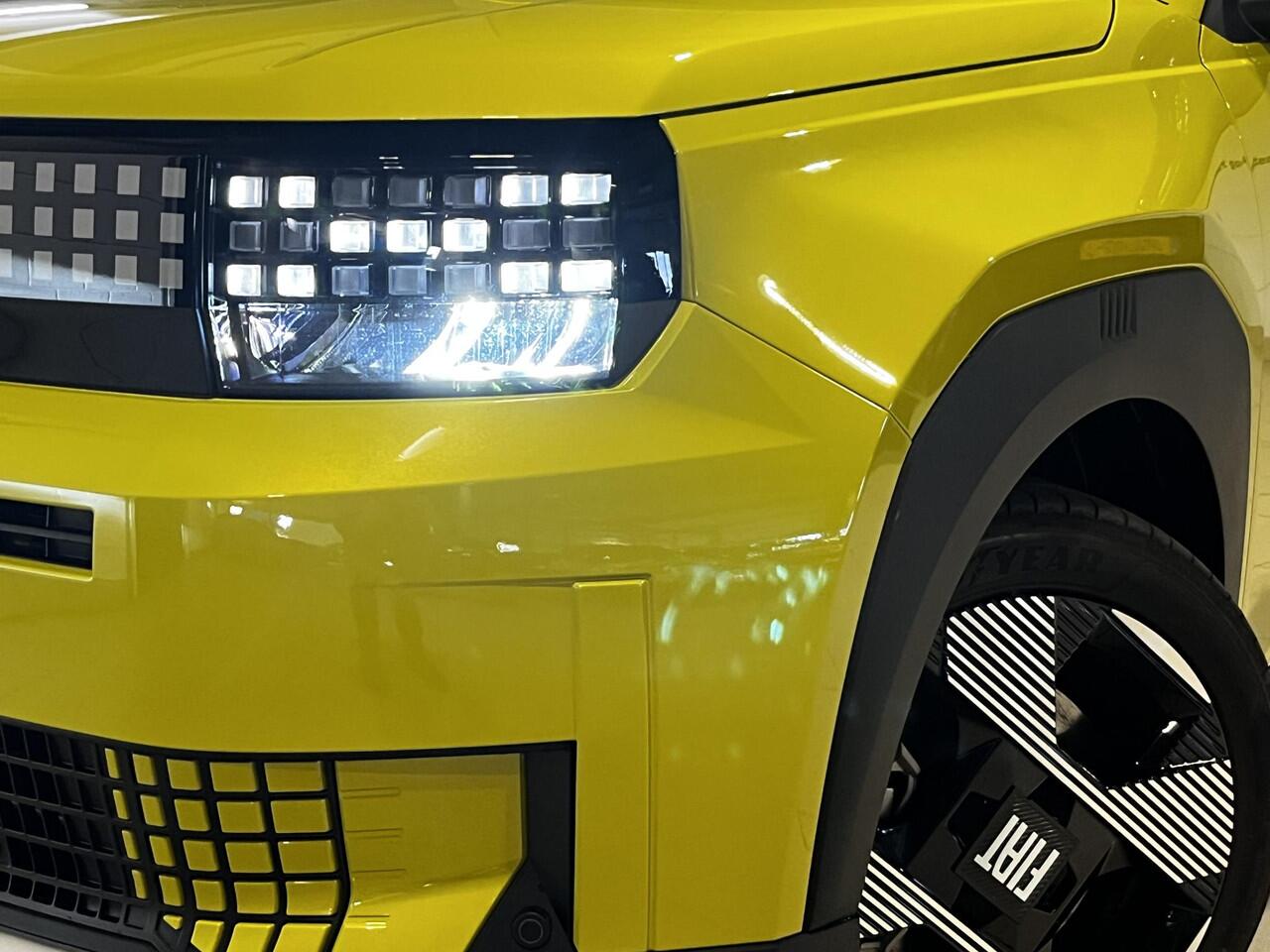 Fiat PANDA Grande La Prima EV 44kWh 113pk | VERW. VOORRUIT | VERW. VOORSTOELEN | STUURVERW. | NAVI | CAMERA