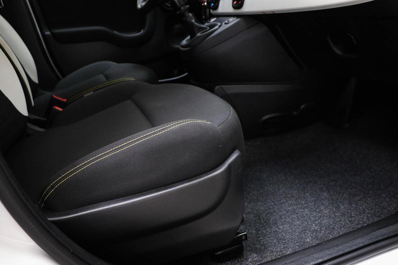 Fiat PANDA 1.0 Hybrid Pandina | COMFORT PACK | DAB | APPLE | PDC