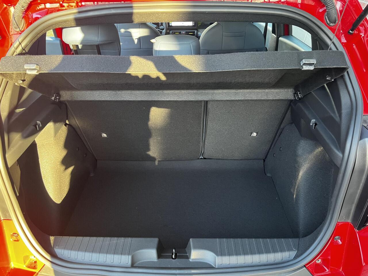 Fiat PANDA Grande RED EV 44kWh 113pk | APPLE CARPLAY/ ANDROID AUTO | PARKEERSENSOREN | AIRCO |