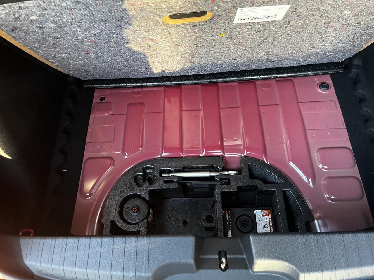 Fiat PANDA Grande RED EV 44kWh 113pk | APPLE CARPLAY/ ANDROID AUTO | PARKEERSENSOREN | AIRCO |