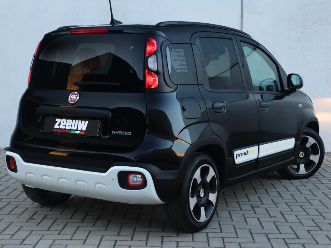 Fiat PANDA 1.0 Hybrid Pandina | Airco | Carplay | Cruise | 5zits | PDC