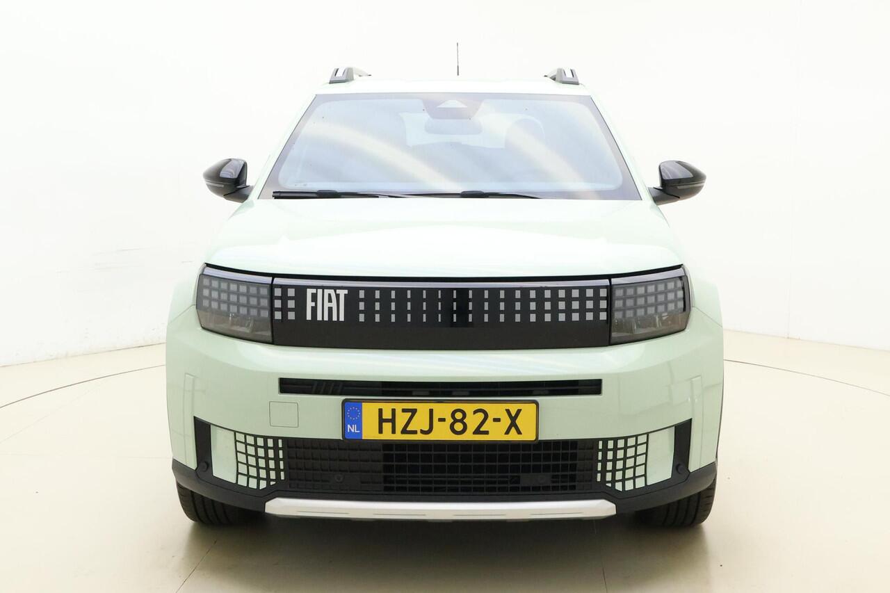 Fiat PANDA Grande La Prima 11 kW 44 kWh | NIEUW | Navigatie | Stoel & Stuurverwarming | Camera | Dakrails | Extra getint glas | Hoge instap | Nieuw model