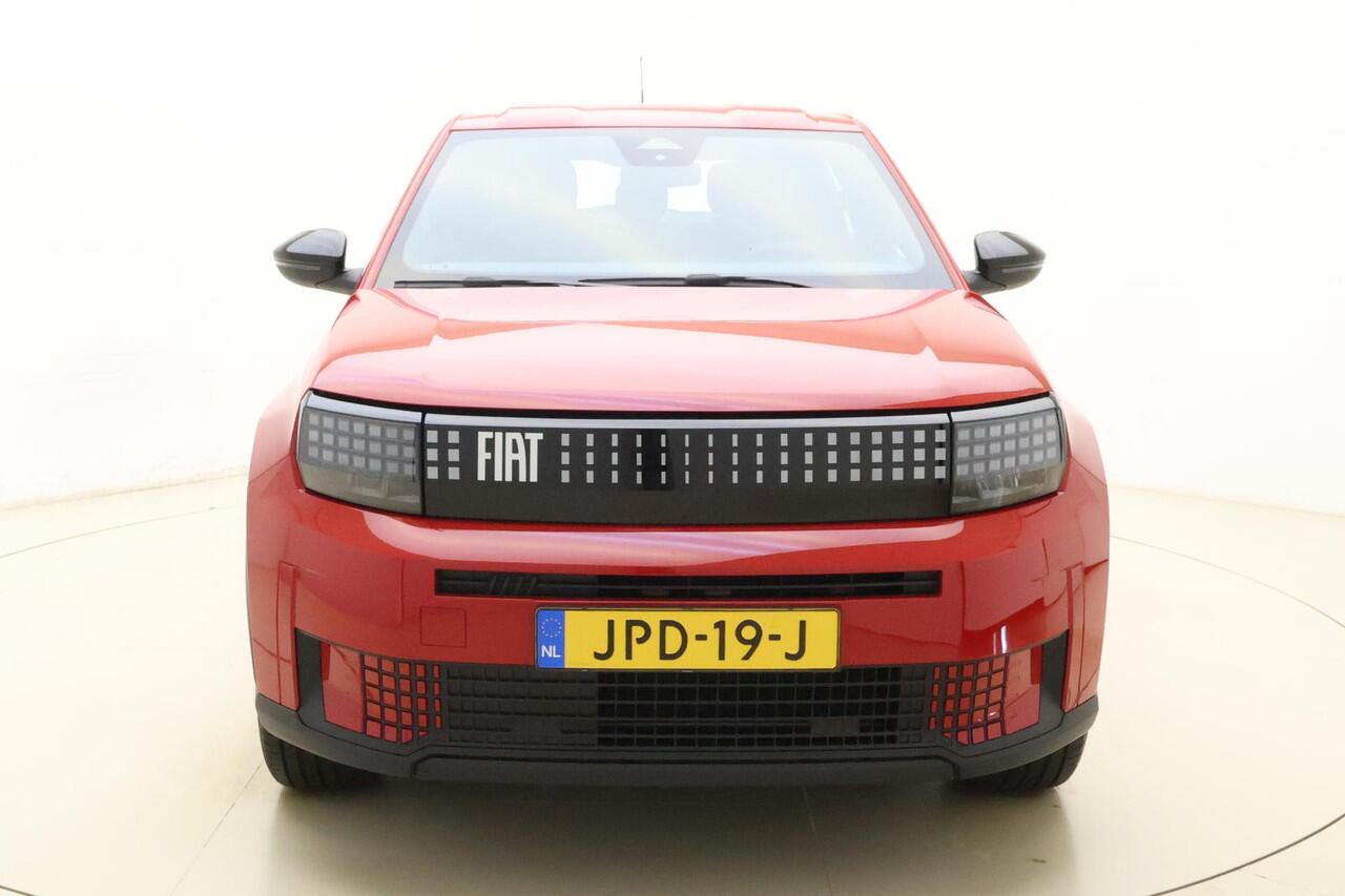 Fiat PANDA Grande RED 11kW 44 kWh | Demo | 3 Fase | Apple carplay | Parkeer sensoren | Cruise control
