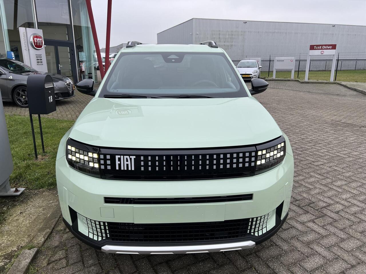 Fiat PANDA Grande 1.2 Hybrid ICON | Pack Style | Lichtmetalen velgen | Carplay | Parkeersensoren