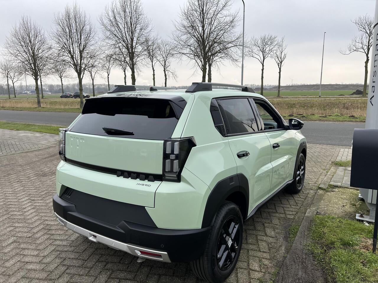 Fiat PANDA Grande 1.2 Hybrid ICON | Pack Style | Lichtmetalen velgen | Carplay | Parkeersensoren